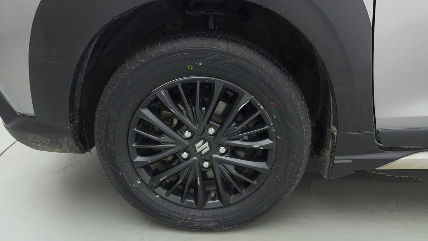 Used 2020 Maruti Suzuki XL6 Zeta MT Petrol Petrol Manual tyres LEFT FRONT TYRE RIM VIEW