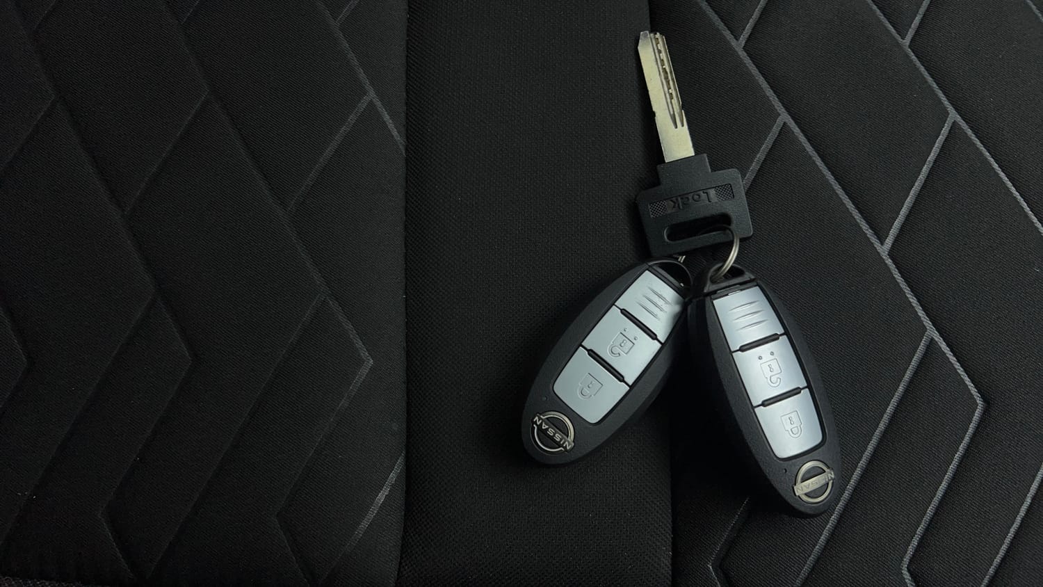 Used 2023 Nissan Magnite XV Premium Turbo CVT Petrol Automatic extra CAR KEY VIEW