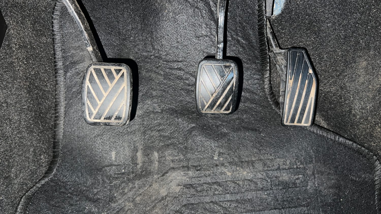 Used 2020 Maruti Suzuki XL6 Zeta MT Petrol Petrol Manual interior PEDALS VIEW