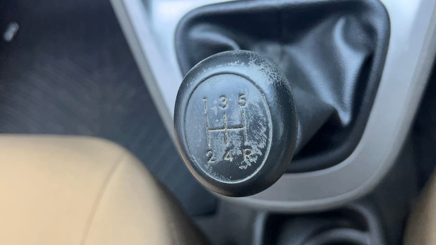 Used 2014 Hyundai i10 Magna 1.1 iRDE2 Petrol Manual interior GEAR  KNOB VIEW