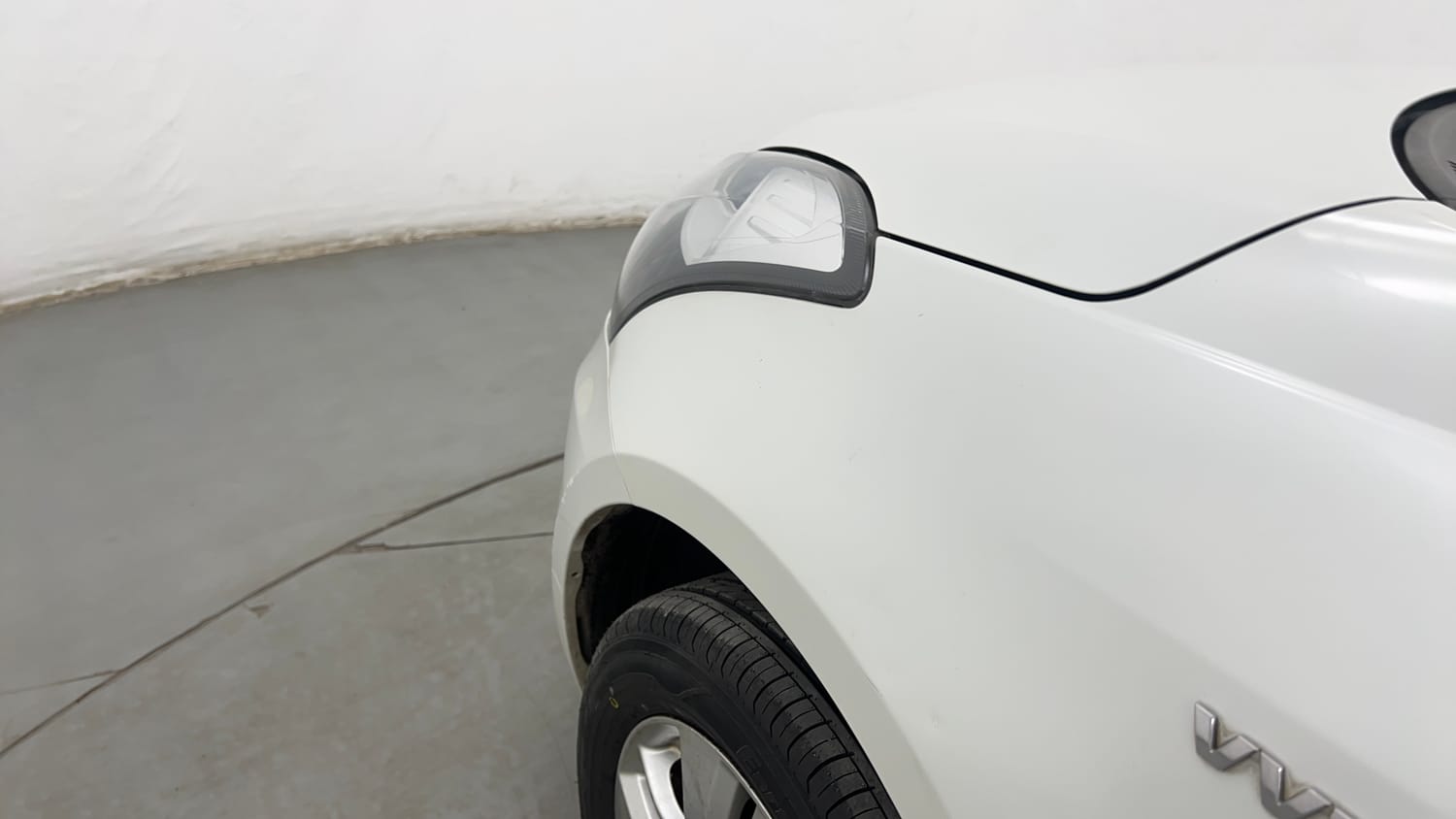 Used 2012 Maruti Suzuki Swift Dzire ZXI Petrol Manual dents MINOR SCRATCH