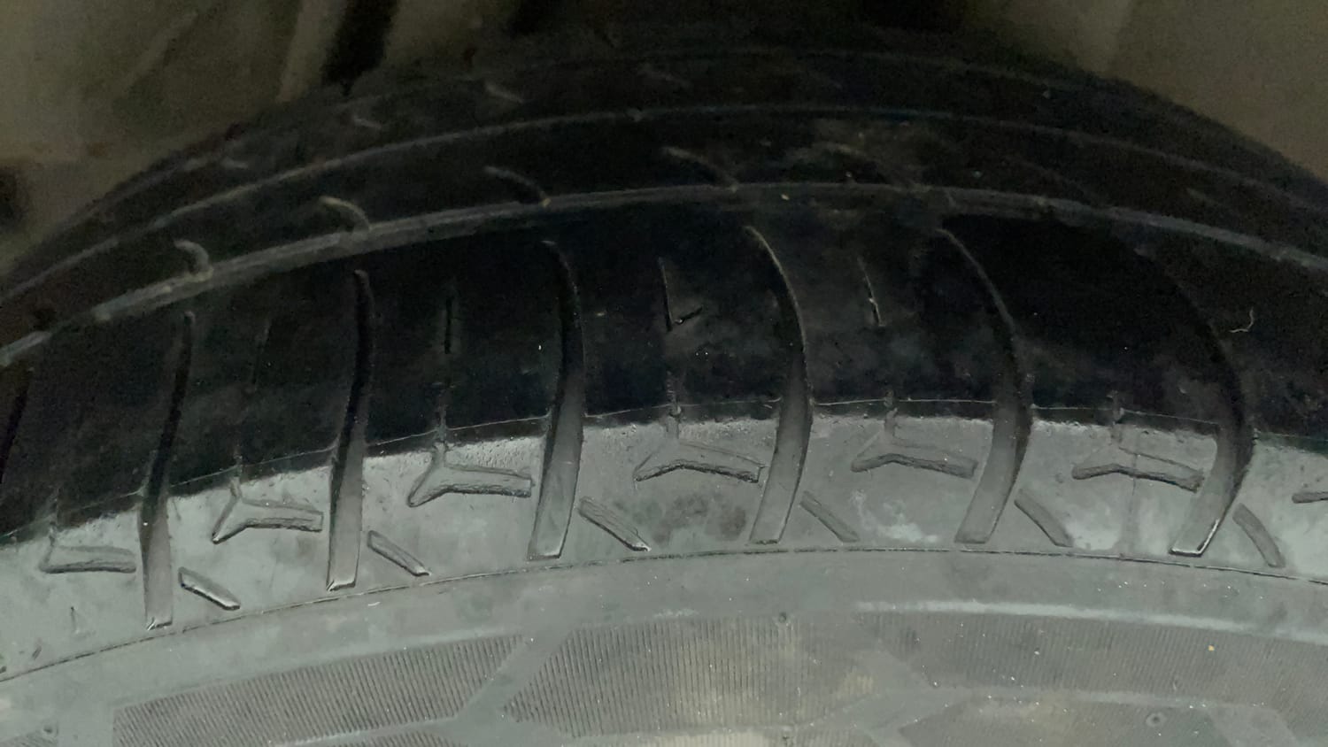 Used 2021 Honda Jazz ZX CVT Petrol Automatic tyres LEFT REAR TYRE TREAD VIEW