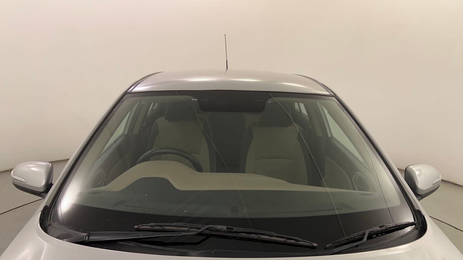 Used 2017 Hyundai Elite i20 Sportz 1.2 Petrol Manual exterior FRONT WINDSHIELD VIEW