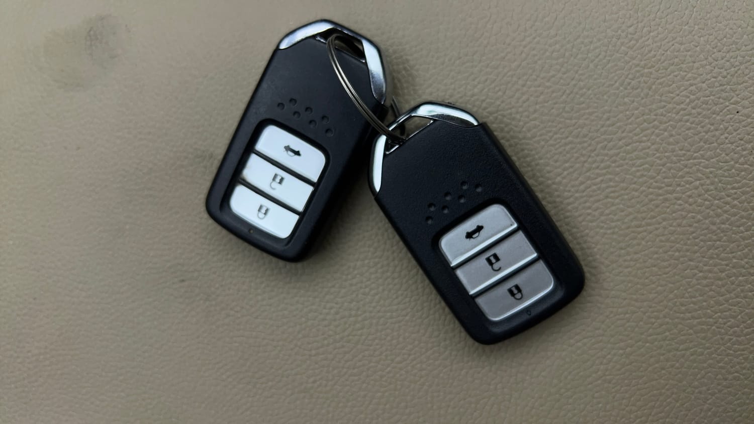 Used 2018 Honda City V Petrol Petrol Manual extra CAR KEY VIEW