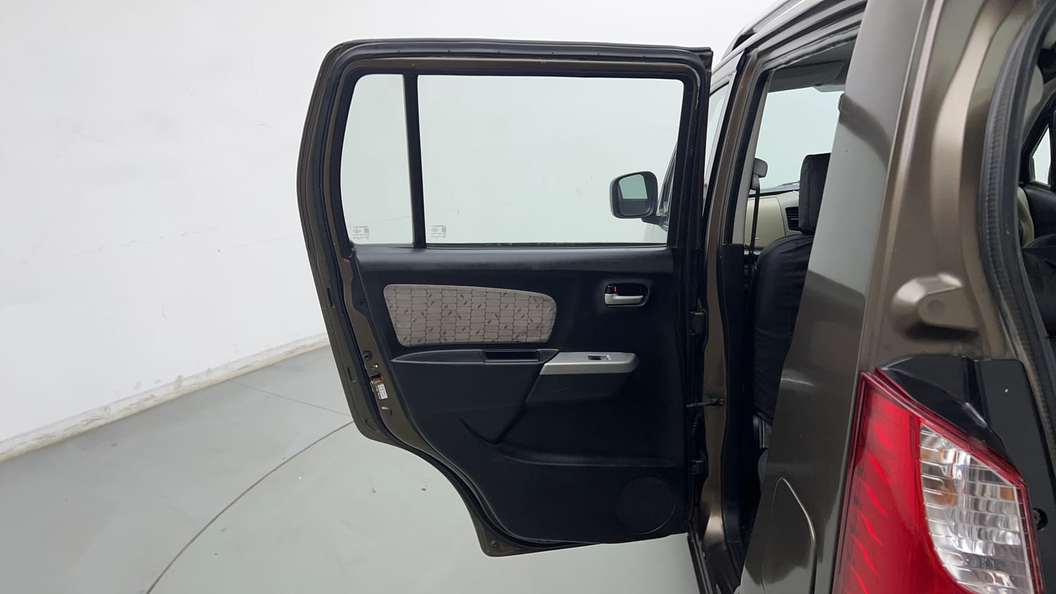 Used 2013 Maruti Suzuki Wagon R VXI Petrol Manual interior LEFT REAR DOOR OPEN VIEW