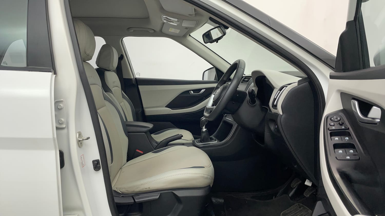 Used 2022 Hyundai Creta SX 1.5 Petrol Petrol Manual interior RIGHT SIDE FRONT DOOR CABIN VIEW