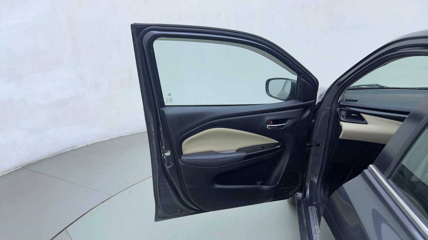 Used 2024 Toyota Glanza G AMT Petrol Automatic interior LEFT FRONT DOOR OPEN VIEW