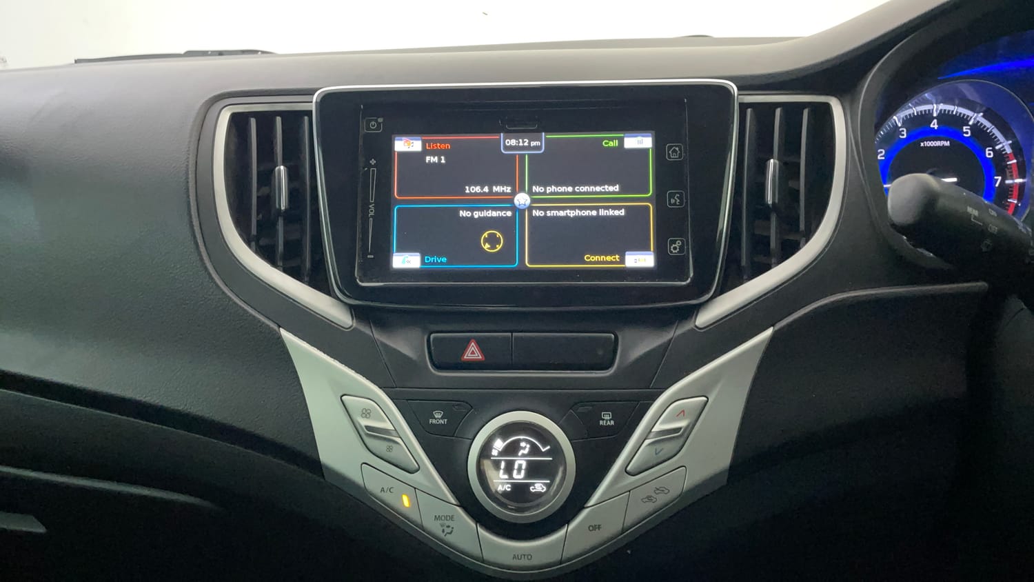 Used 2019 Maruti Suzuki Baleno Alpha 1.2 AT Petrol Automatic interior MUSIC SYSTEM & AC CONTROL VIEW