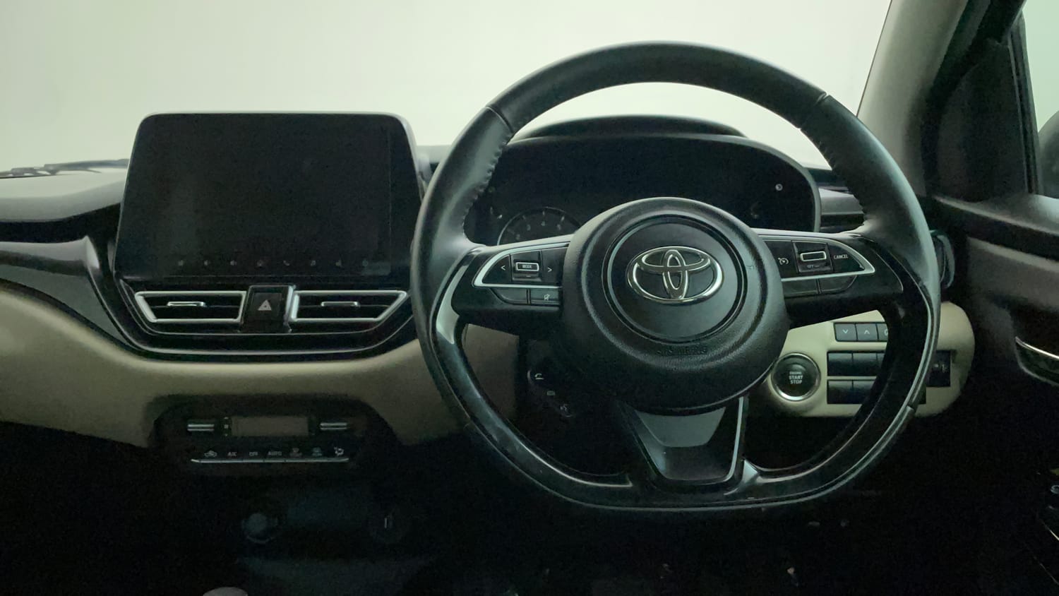 Used 2024 Toyota Glanza V AMT Petrol Automatic interior STEERING VIEW