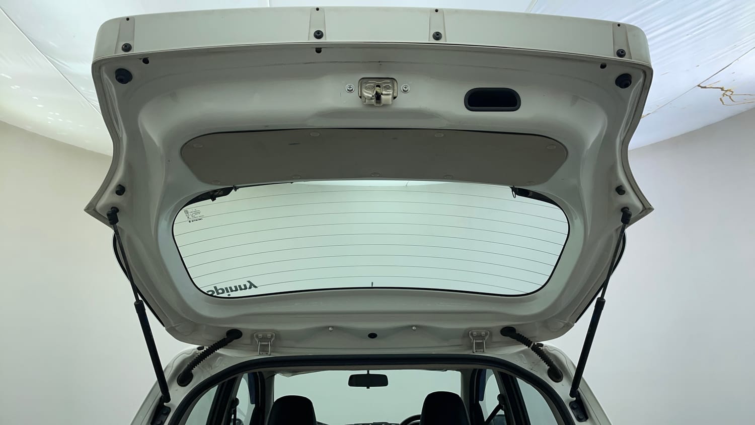 Used 2018 Maruti Suzuki Celerio ZXi Petrol Manual interior DICKY DOOR OPEN VIEW