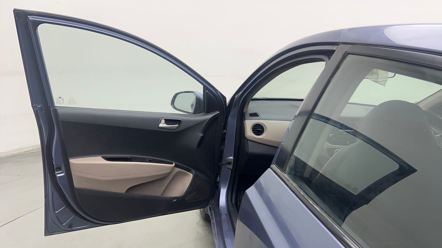 Used 2014 Hyundai Xcent S 1.2 Petrol Manual interior LEFT FRONT DOOR OPEN VIEW