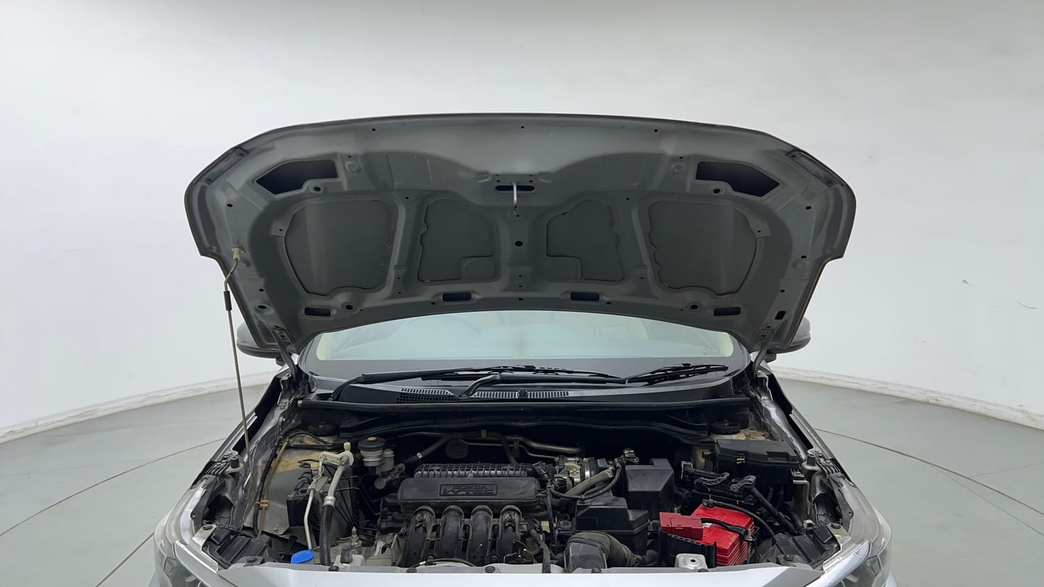 Used 2022 Honda Amaze VX CVT 1.2 Petrol Petrol Automatic engine ENGINE & BONNET OPEN FRONT VIEW
