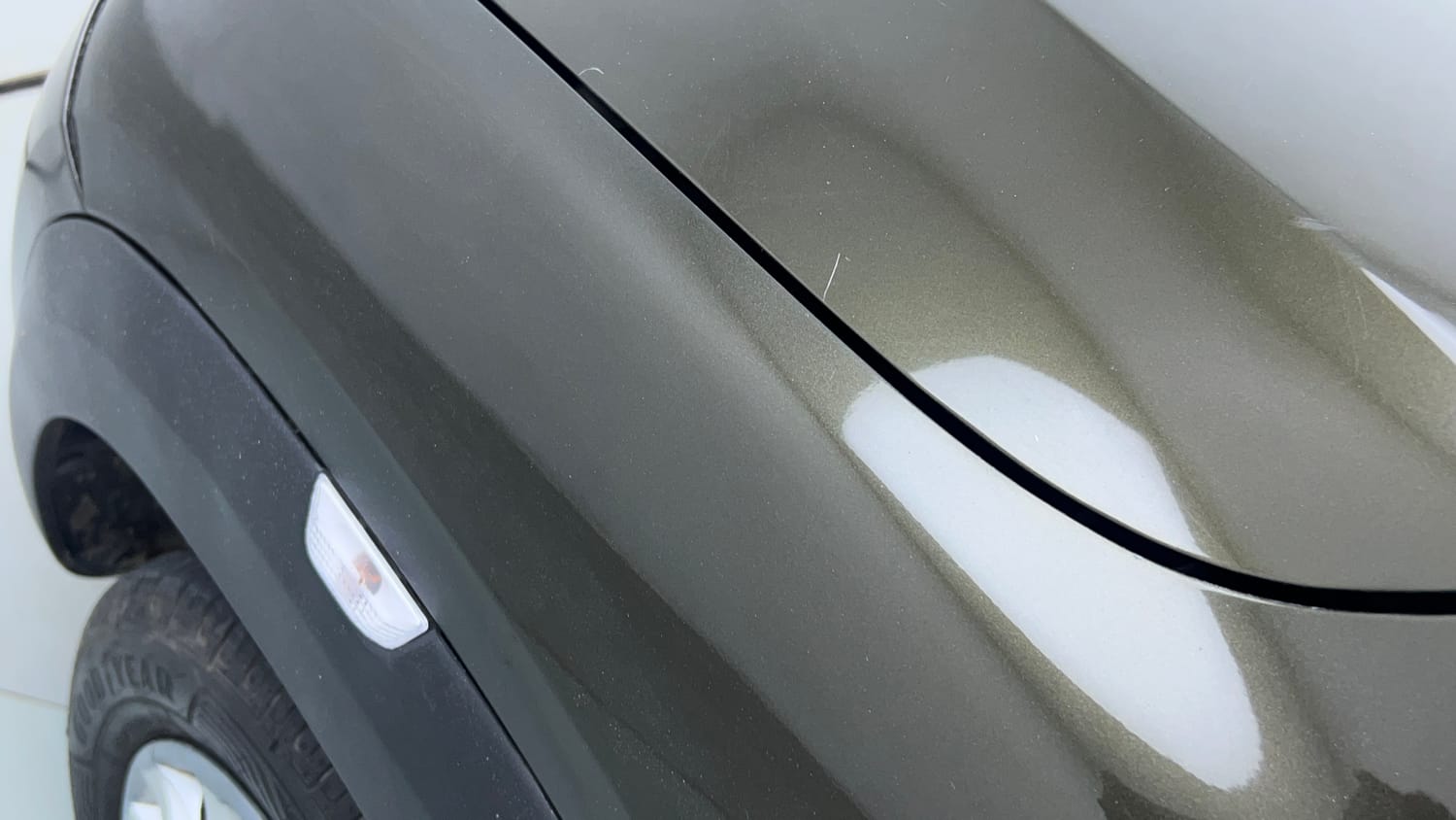 Used 2018 Renault Kwid 1.0 RXT Petrol Manual dents MINOR DENT