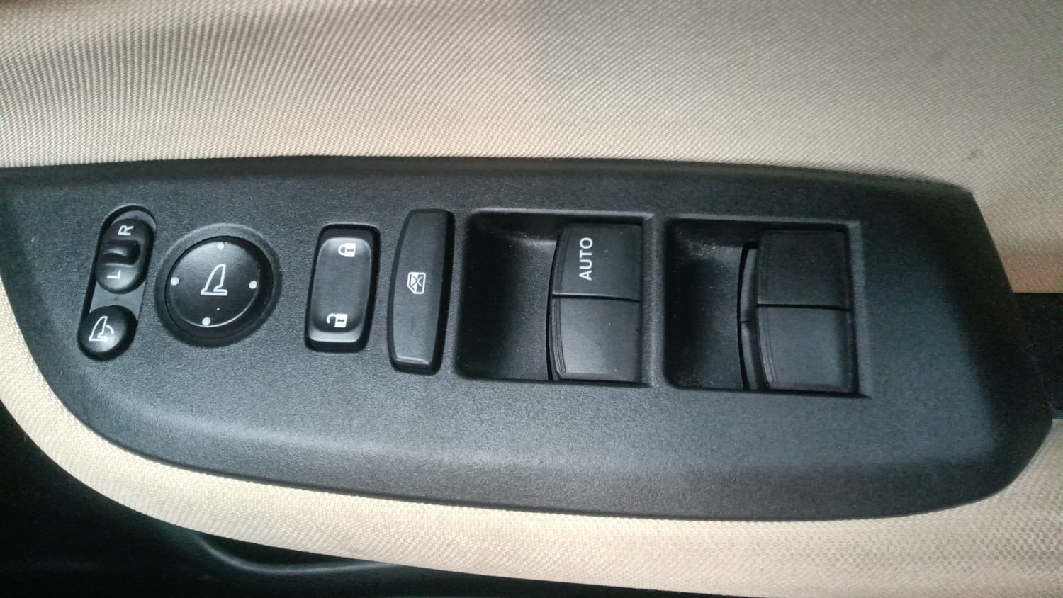 Used 2024 Honda City V Petrol CVT Petrol Automatic top_features Anti pinch power windows