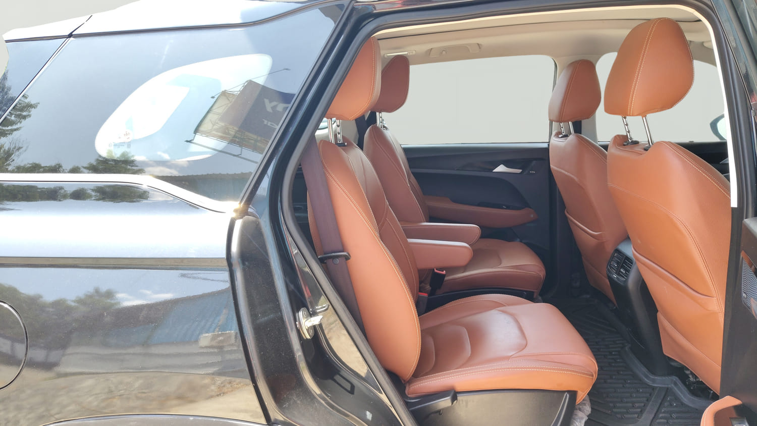 Used 2021 MG Motors Hector Plus Sharp 1.5 Petrol Turbo DCT 6-STR Petrol Automatic interior RIGHT SIDE REAR DOOR CABIN VIEW
