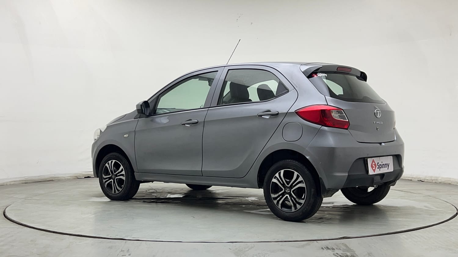 Used 2020 Tata Tiago Revotron XZA Petrol Automatic exterior LEFT REAR CORNER VIEW
