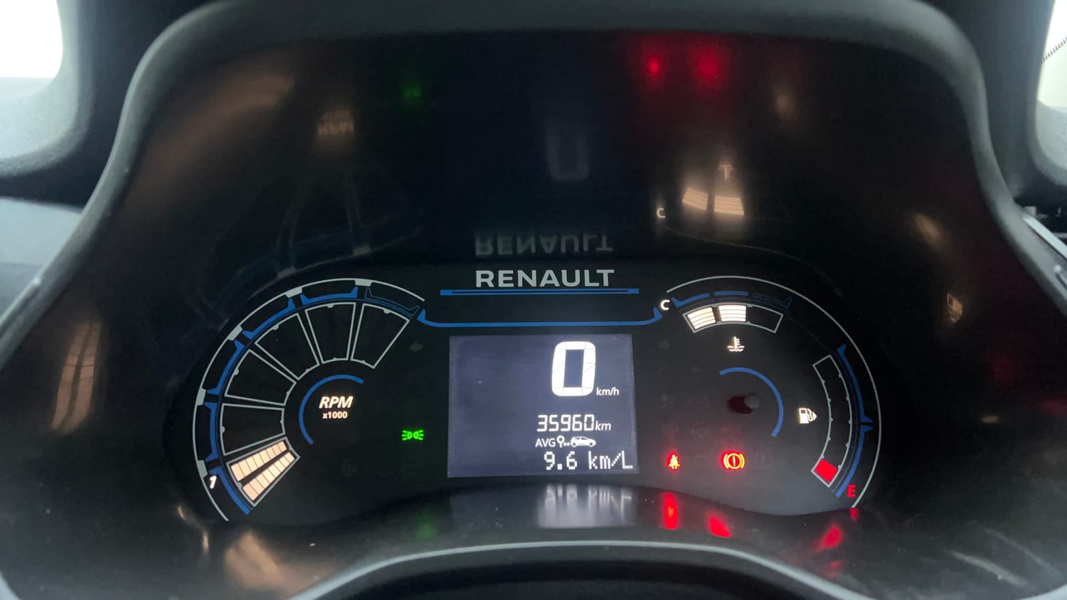 Used 2021 Renault Triber RXT Petrol Manual interior CLUSTERMETER VIEW