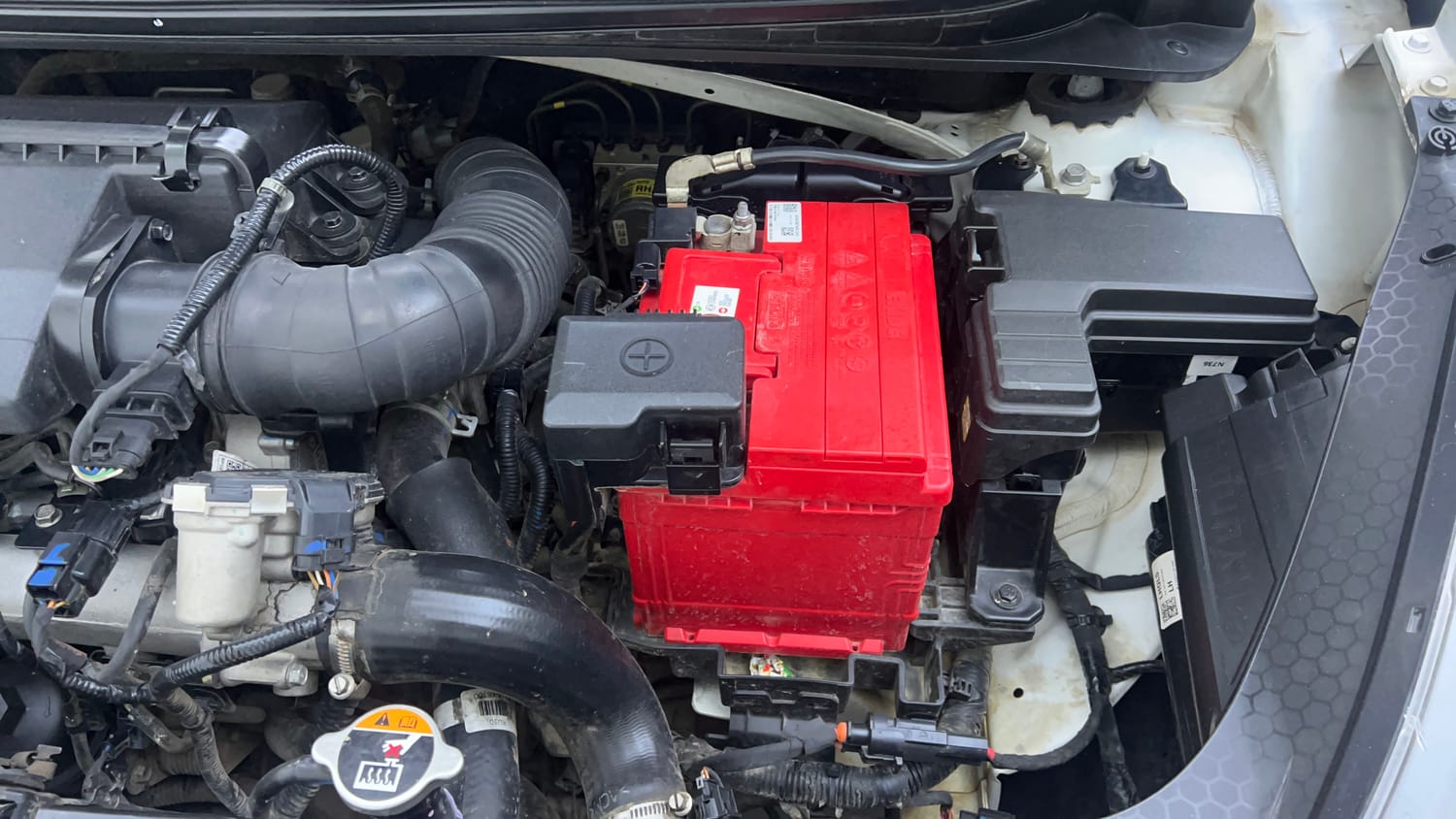 Used 2022 Hyundai Grand i10 Nios Sportz U2 1.2 CRDi Diesel Manual engine ENGINE LEFT SIDE VIEW