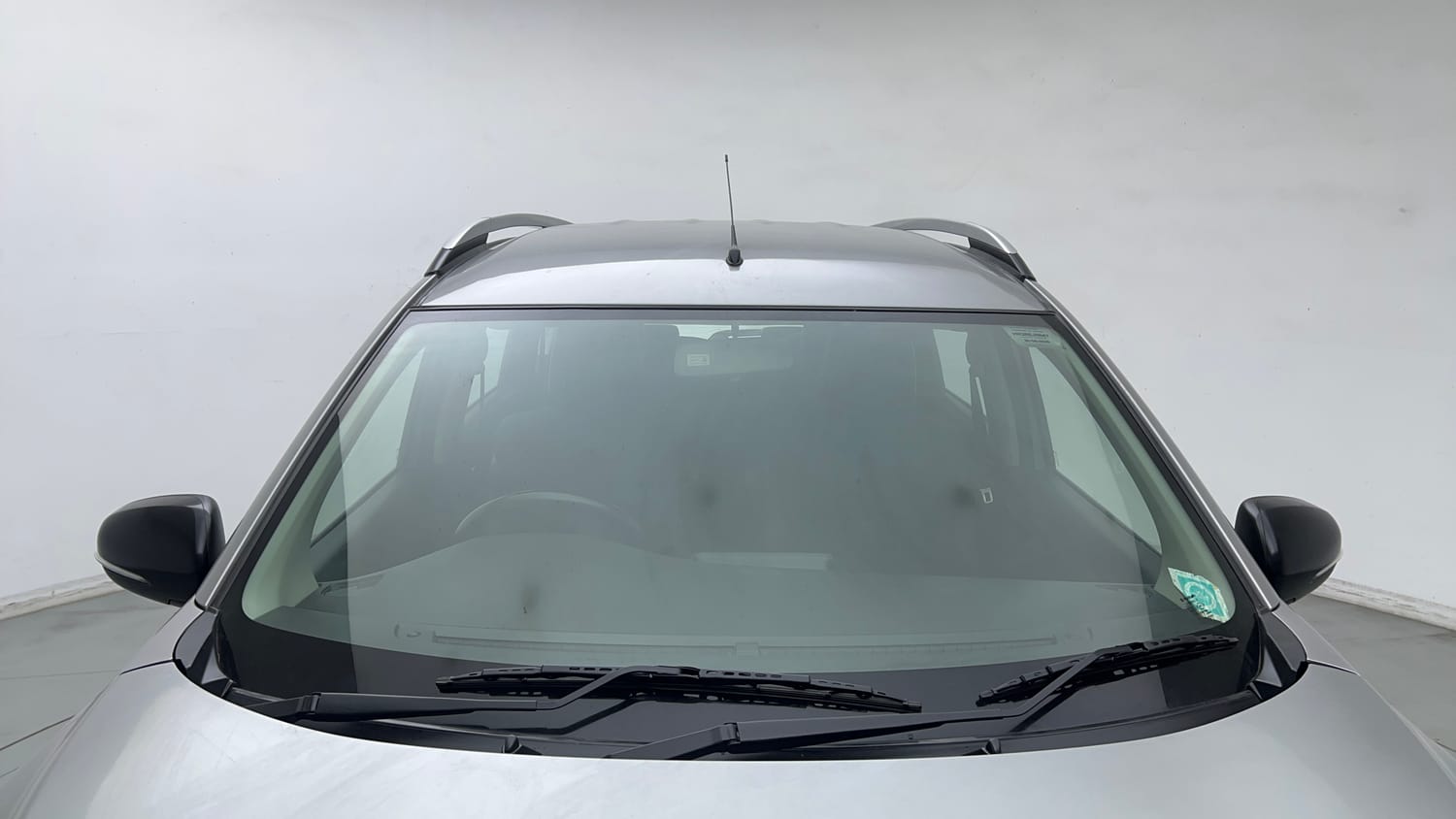 Used 2020 Maruti Suzuki XL6 Zeta MT Petrol Petrol Manual exterior FRONT WINDSHIELD VIEW