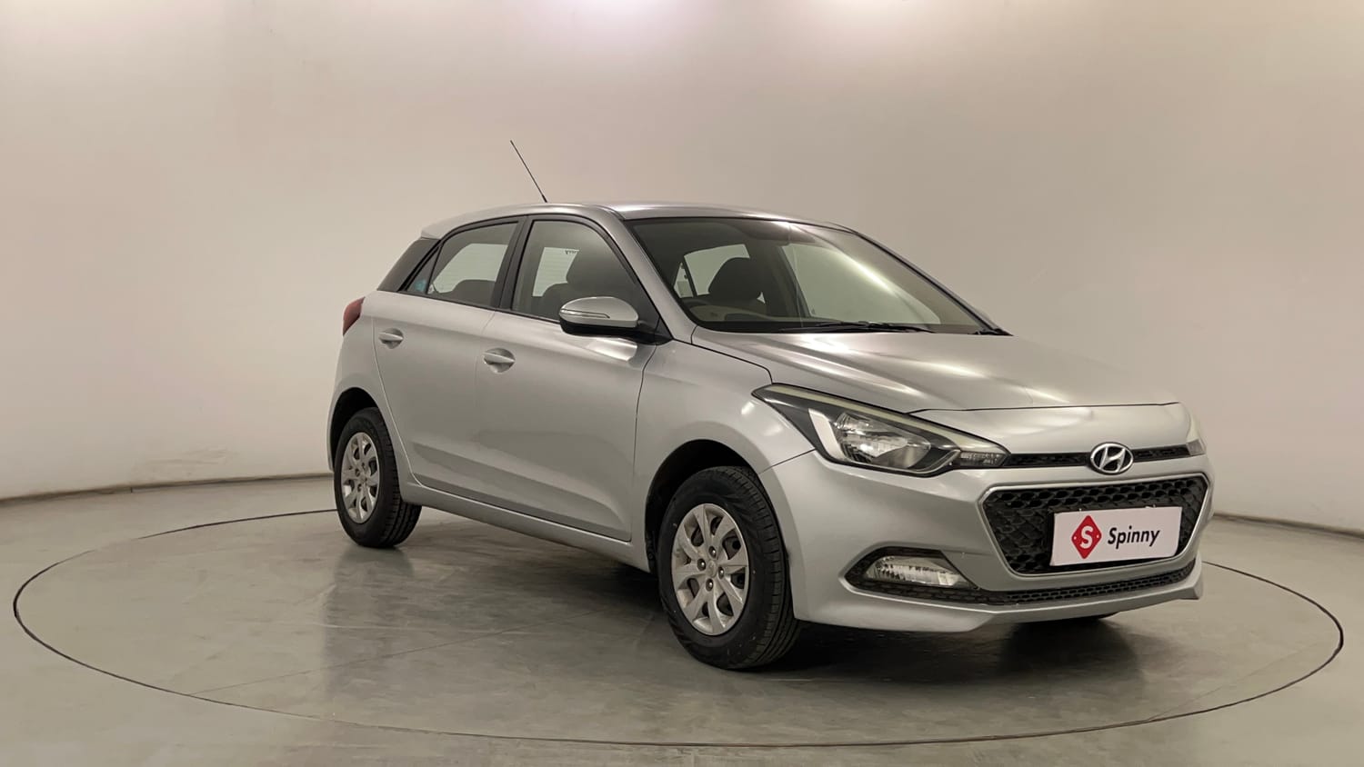 Used 2017 Hyundai Elite i20 Sportz 1.2 Petrol Manual exterior RIGHT FRONT CORNER VIEW