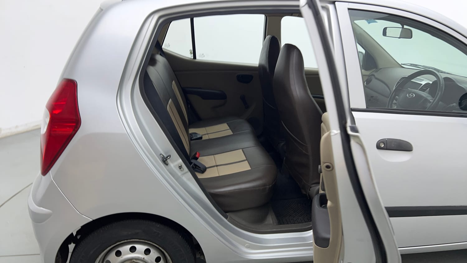 Used 2013 Hyundai i10 Era 1.1 iRDE2 Petrol Manual interior RIGHT SIDE REAR DOOR CABIN VIEW