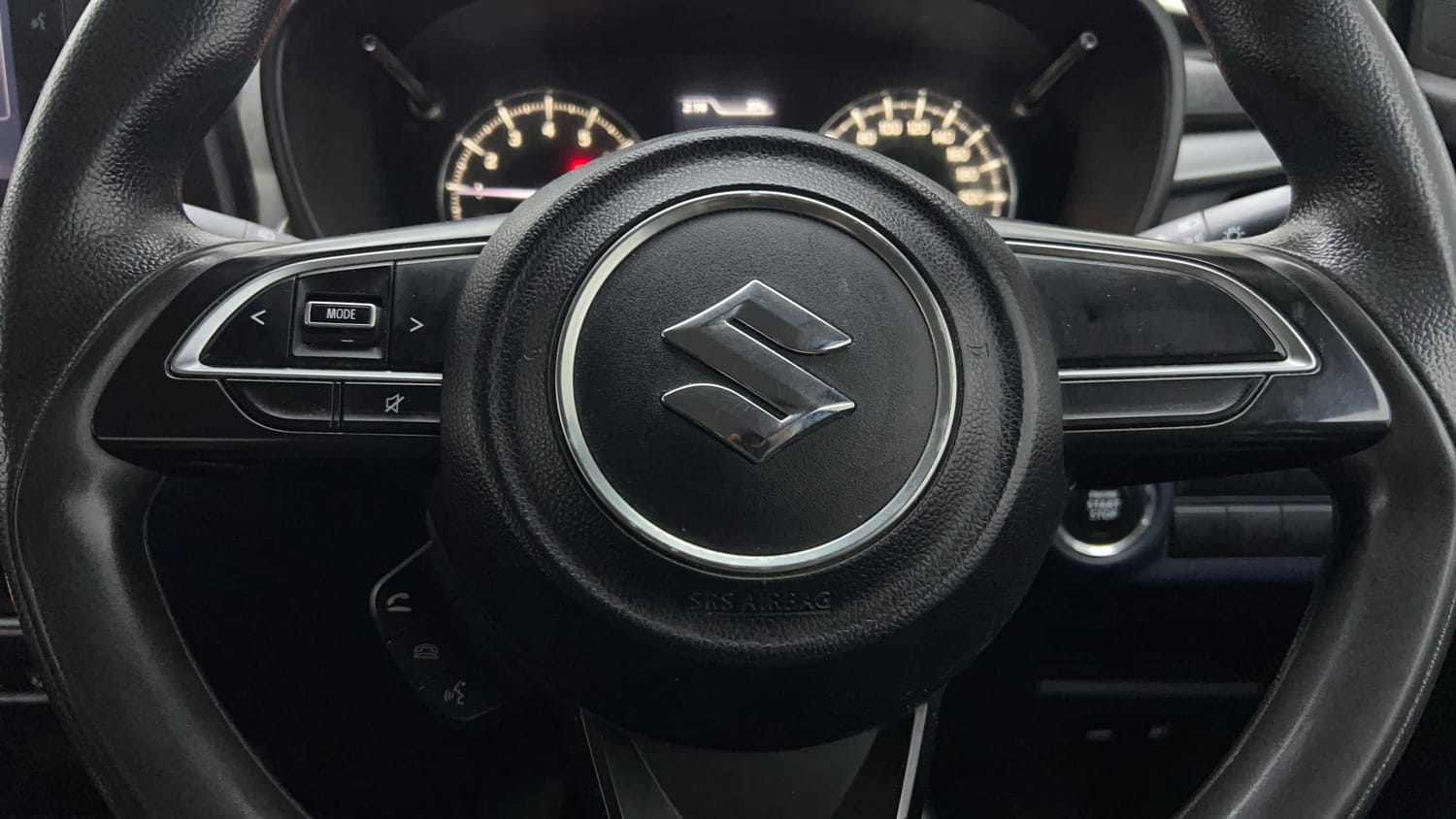 Used 2022 Maruti Suzuki Baleno Zeta MT Petrol Manual top_features Airbags