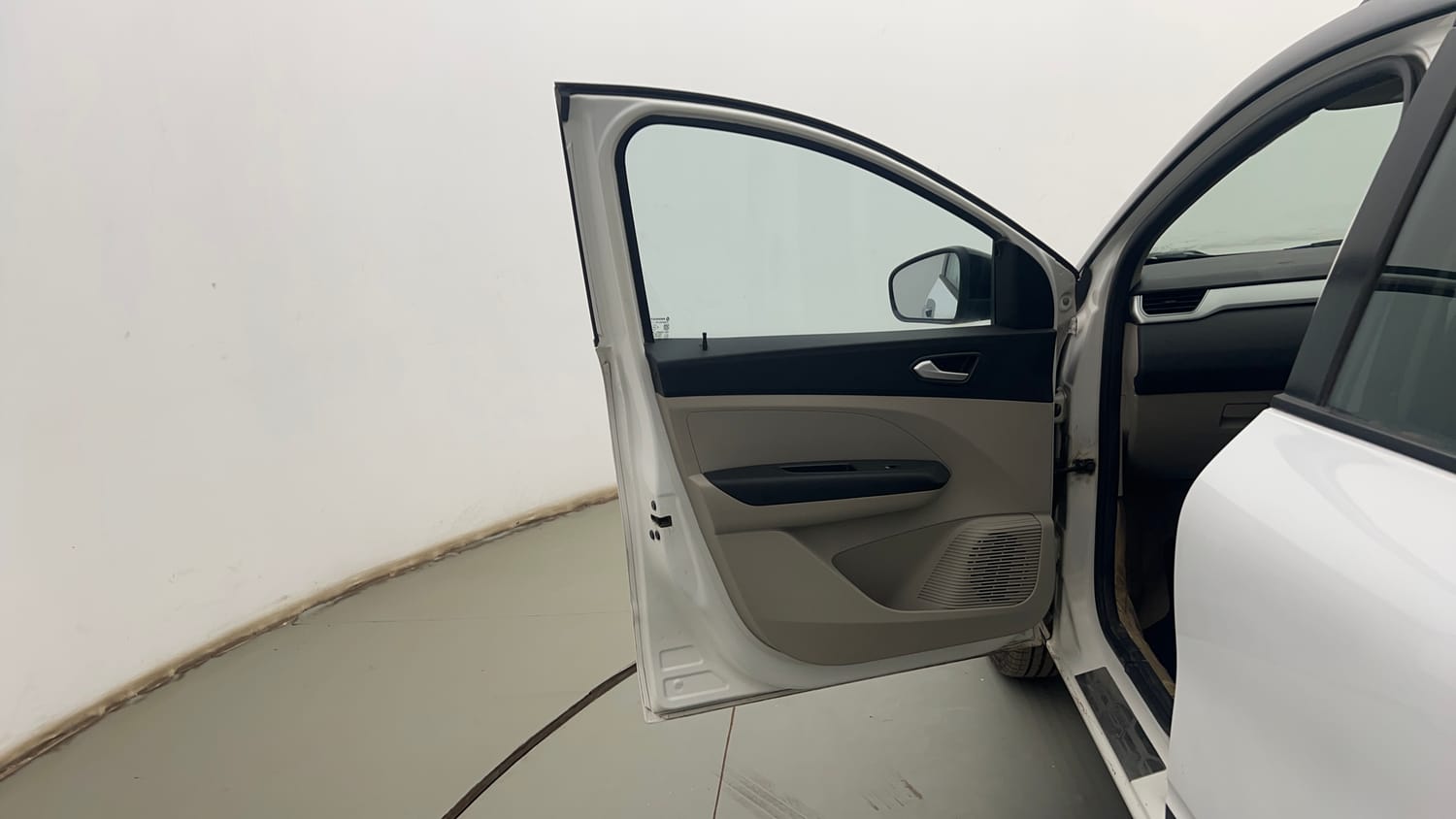 Used 2022 Renault Triber RXZ Dual Tone Petrol Manual interior LEFT FRONT DOOR OPEN VIEW