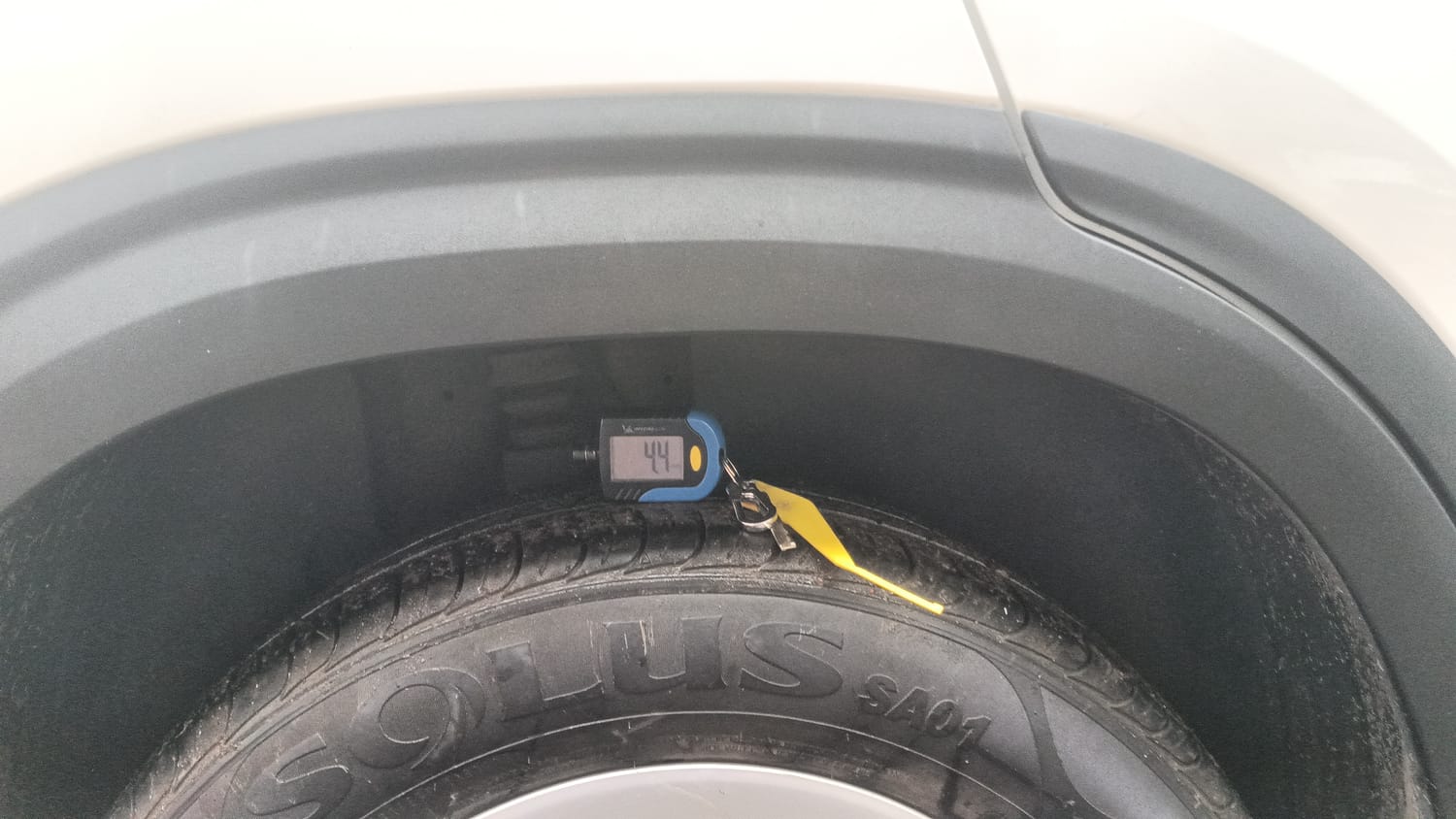 Used 2021 Kia Seltos HTK 1.5 Petrol Manual tyres RIGHT REAR TYRE TREAD VIEW