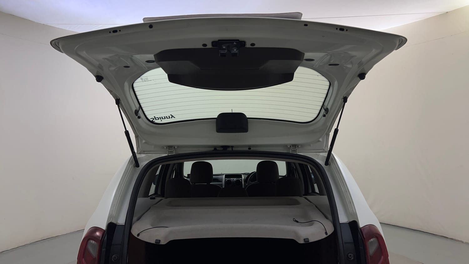Used 2016 Renault Duster 110 PS RXL 4X2 MT Diesel Manual interior DICKY DOOR OPEN VIEW
