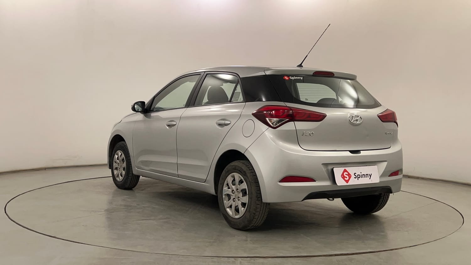 Used 2017 Hyundai Elite i20 Sportz 1.2 Petrol Manual exterior LEFT REAR CORNER VIEW