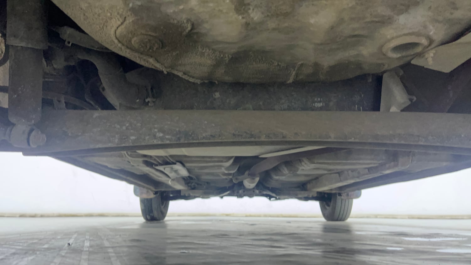 Used 2014 Hyundai i10 Magna 1.1 iRDE2 Petrol Manual extra REAR UNDERBODY VIEW (TAKEN FROM REAR)