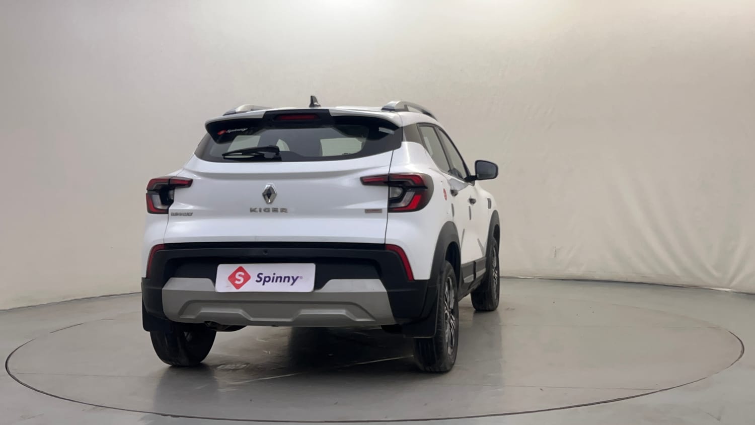 Used 2022 Renault Kiger RXZ 1.0 Turbo MT Petrol Manual exterior RIGHT REAR CORNER VIEW