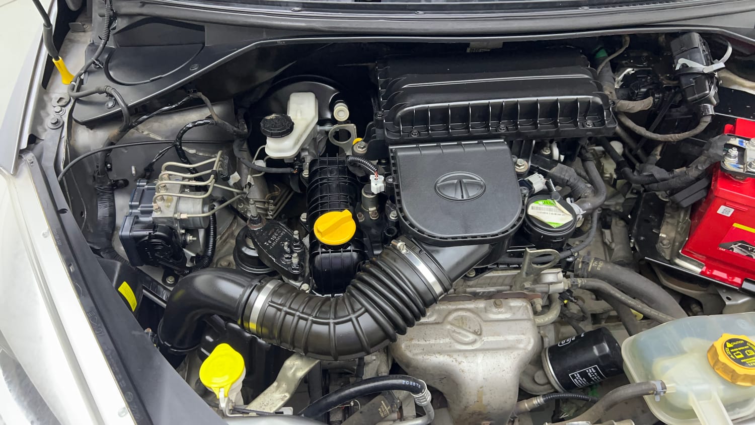 Used 2020 Tata Tiago Revotron XZA Petrol Automatic engine ENGINE RIGHT SIDE VIEW