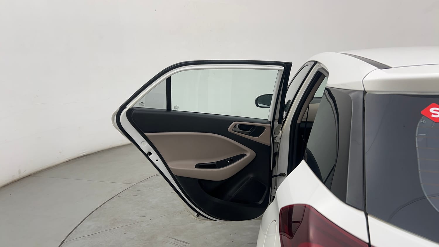 Used 2018 Hyundai Elite i20 Asta 1.2 (O) Petrol Manual interior LEFT REAR DOOR OPEN VIEW