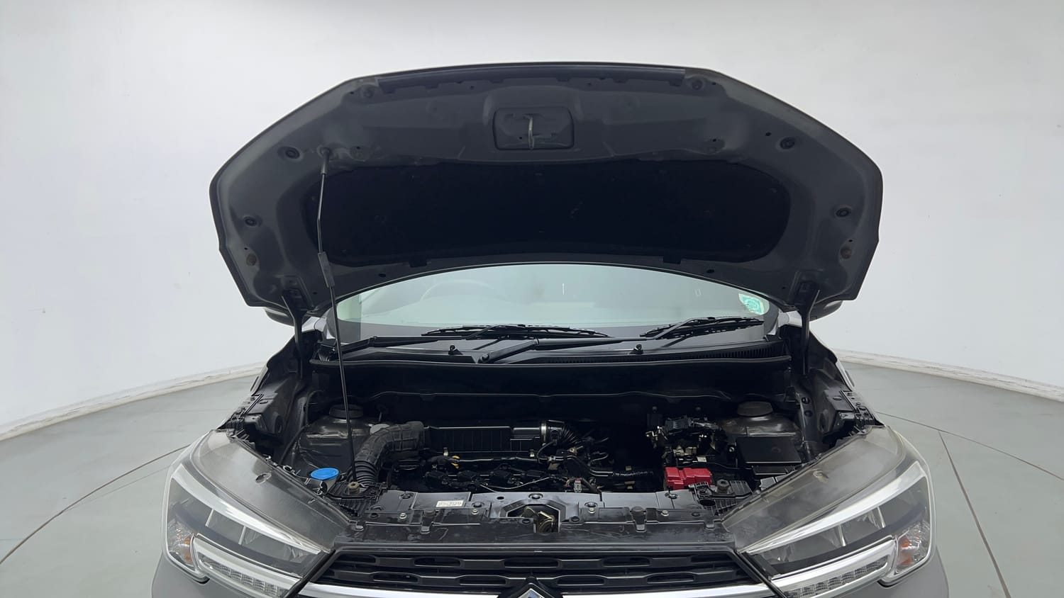 Used 2020 Maruti Suzuki XL6 Zeta MT Petrol Petrol Manual engine ENGINE & BONNET OPEN FRONT VIEW