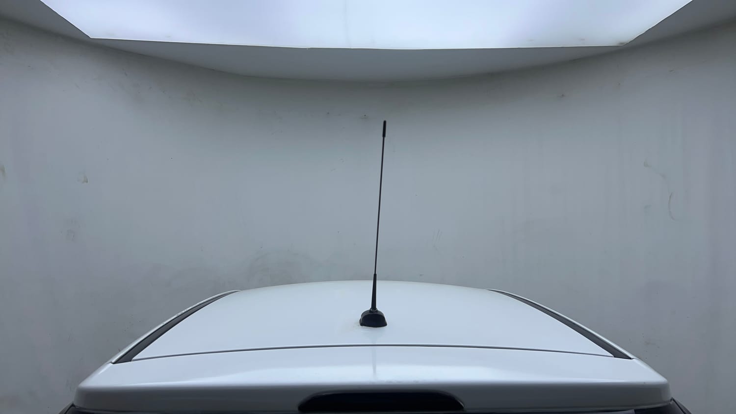 Used 2018 Hyundai Elite i20 Asta 1.2 AT Petrol Automatic exterior EXTERIOR ROOF VIEW