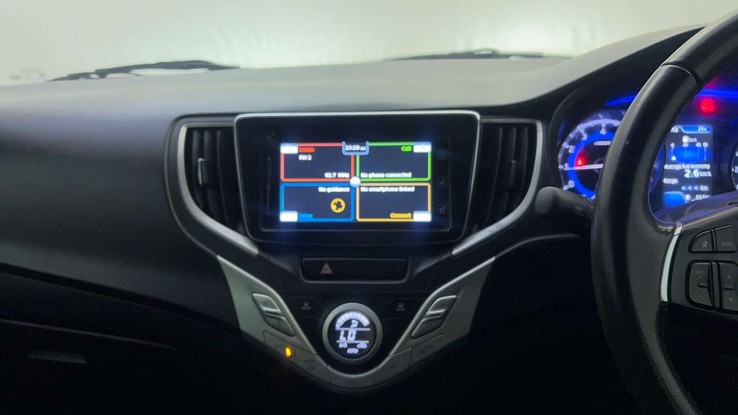 Used 2018 Maruti Suzuki Baleno Alpha 1.2 Petrol Manual top_features Integrated (in-dash) music system