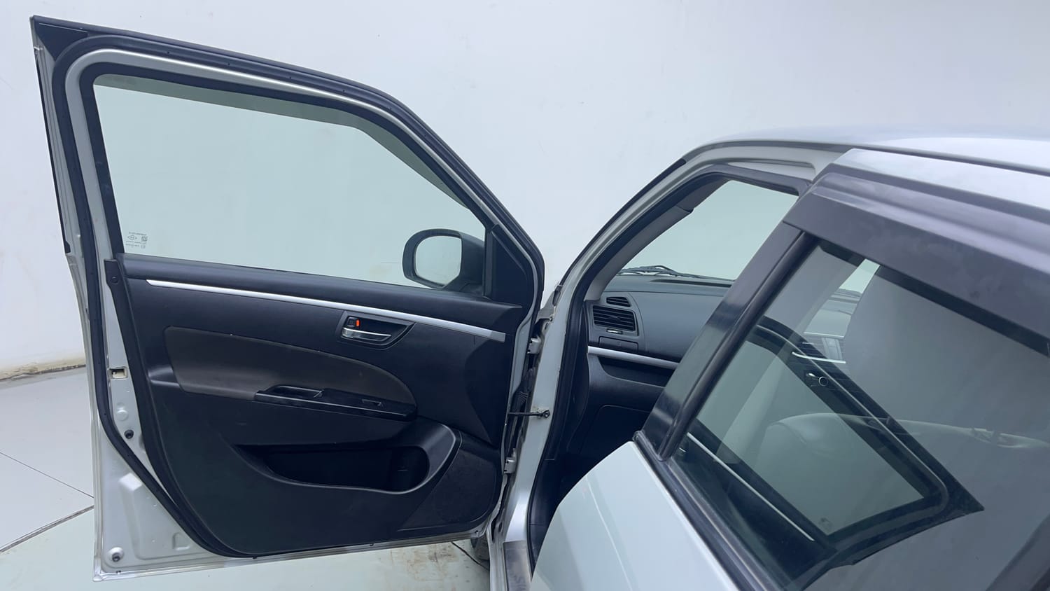 Used 2013 Maruti Suzuki Swift VXi Petrol Manual interior LEFT FRONT DOOR OPEN VIEW