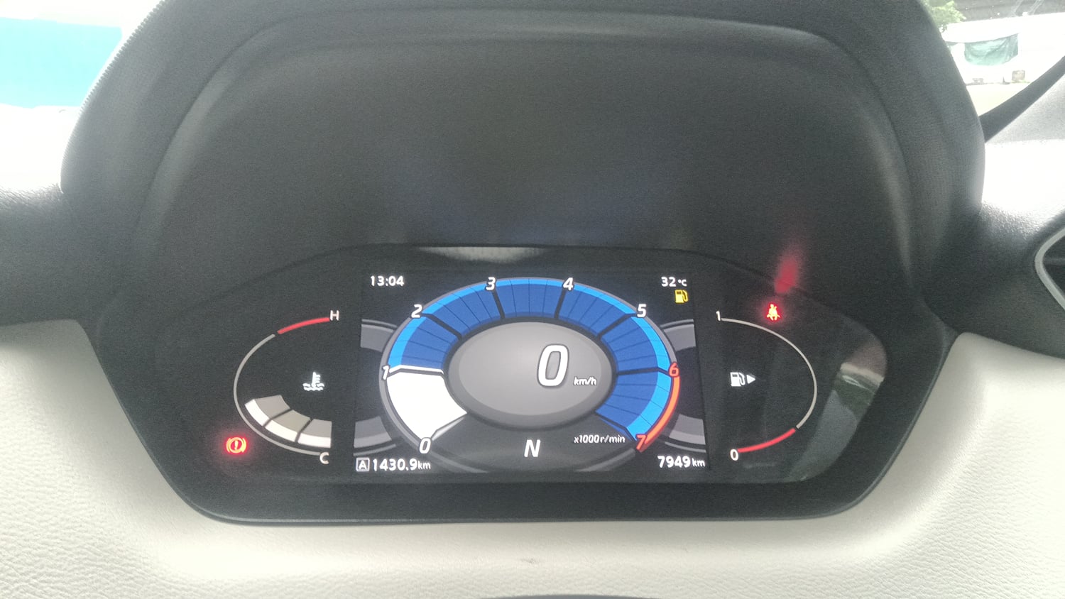 Used 2023 Nissan Magnite XV AMT Petrol Automatic interior CLUSTERMETER VIEW