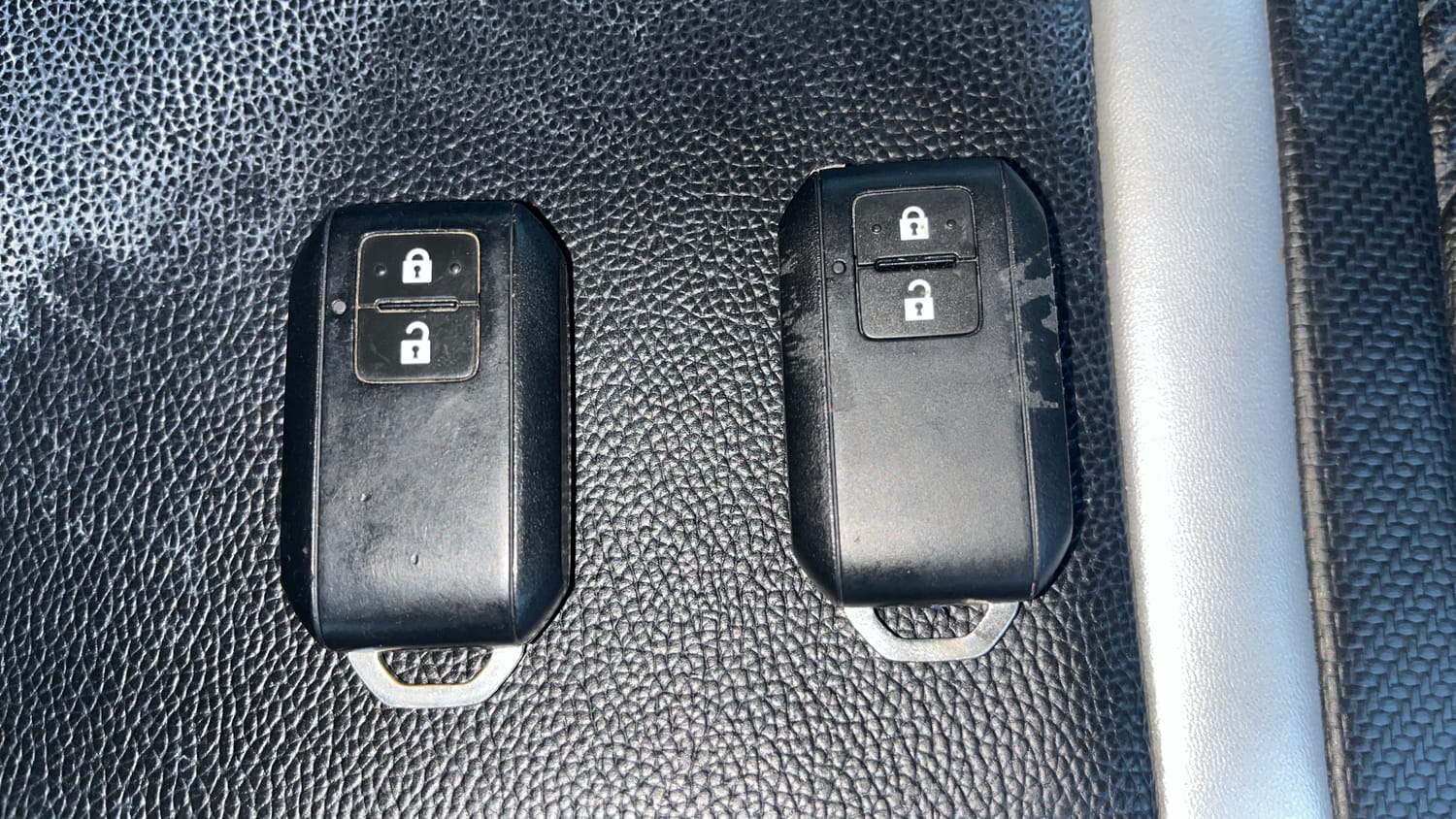Used 2020 Maruti Suzuki Swift ZXi AMT Petrol Automatic extra CAR KEY VIEW