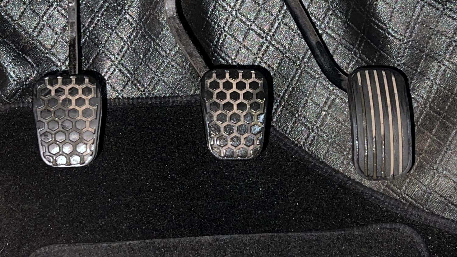 Used 2019 Tata Tiago Revotron XZ Plus Petrol Manual interior PEDALS VIEW