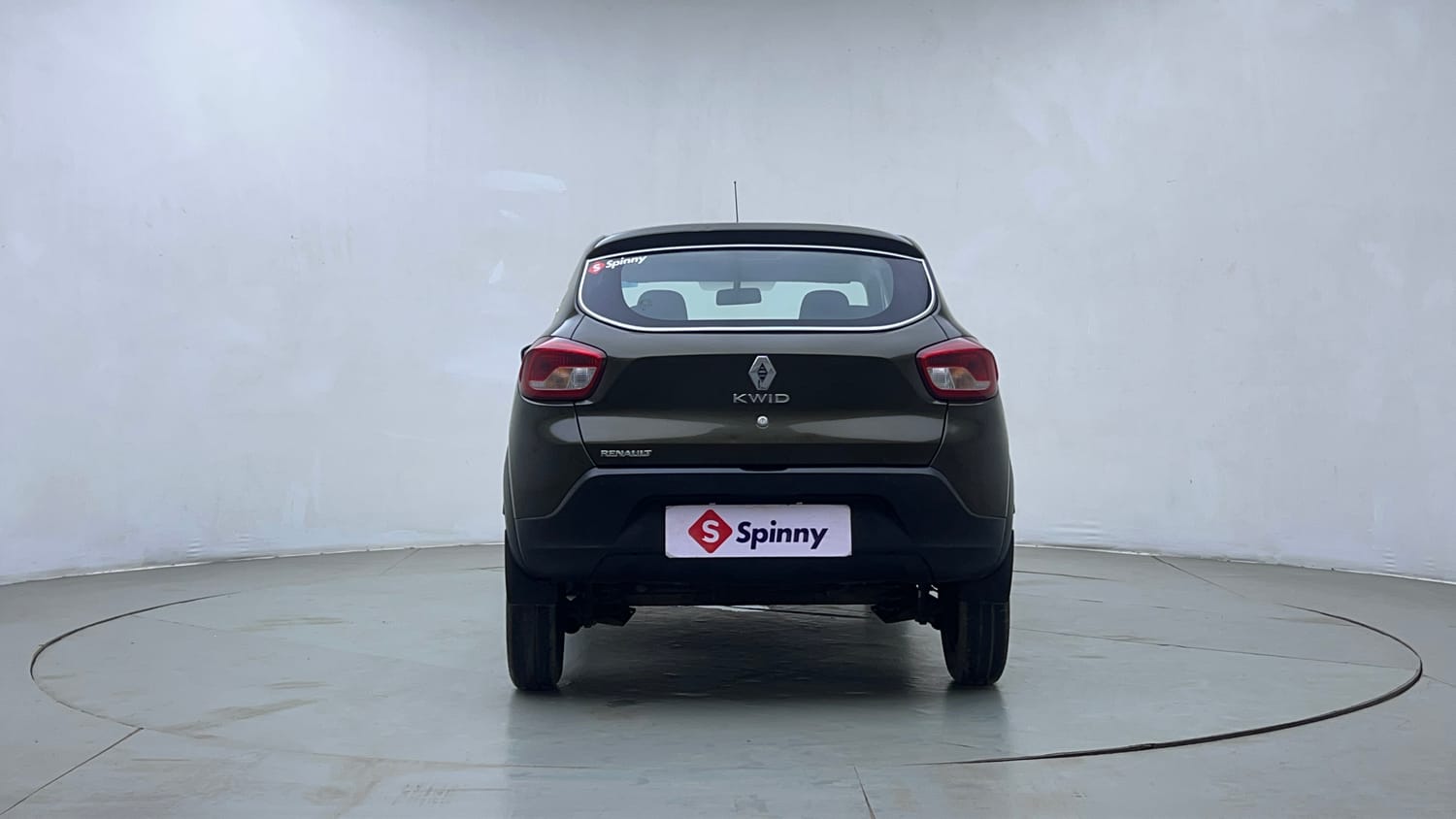 Used 2018 Renault Kwid 1.0 RXT Petrol Manual exterior BACK VIEW