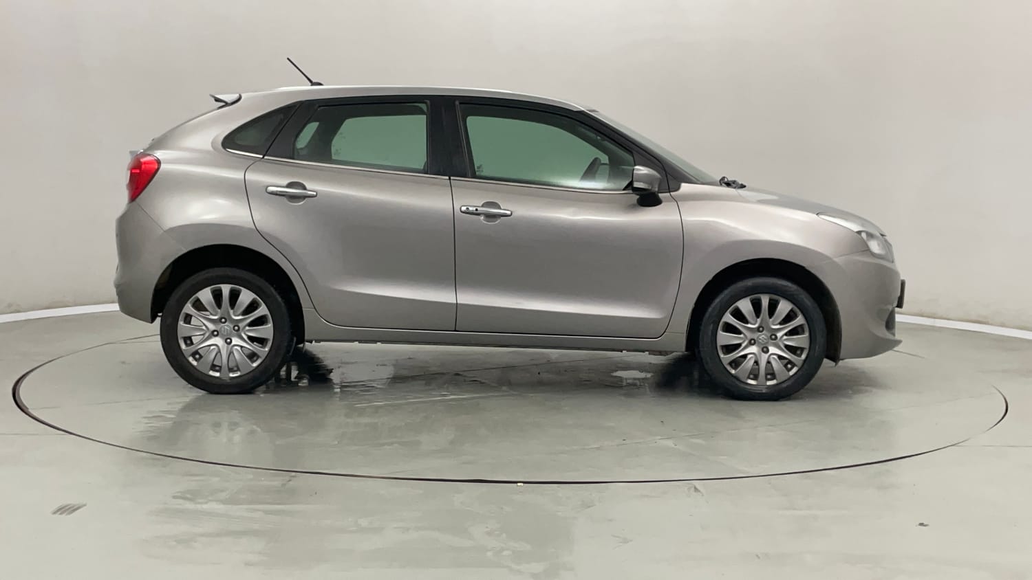 Used 2017 Maruti Suzuki Baleno Alpha 1.2 Petrol Manual exterior RIGHT SIDE VIEW