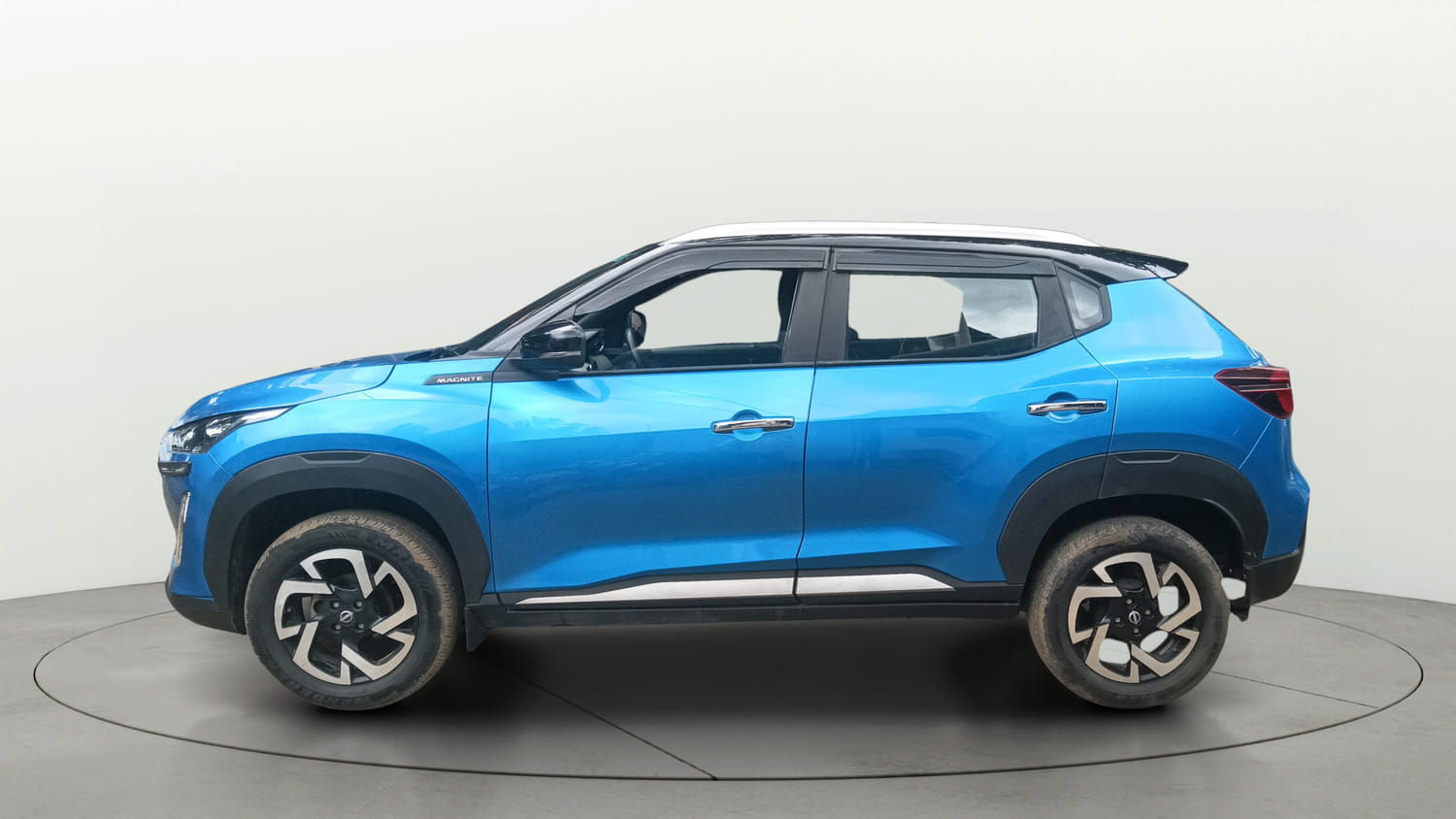 Used 2023 Nissan Magnite XV AMT Petrol Automatic exterior LEFT SIDE VIEW