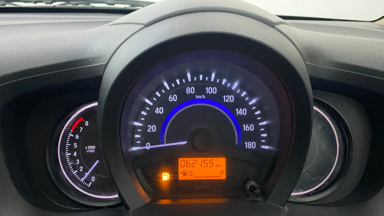 Used 2015 Honda Brio S MT Petrol Manual interior CLUSTERMETER VIEW