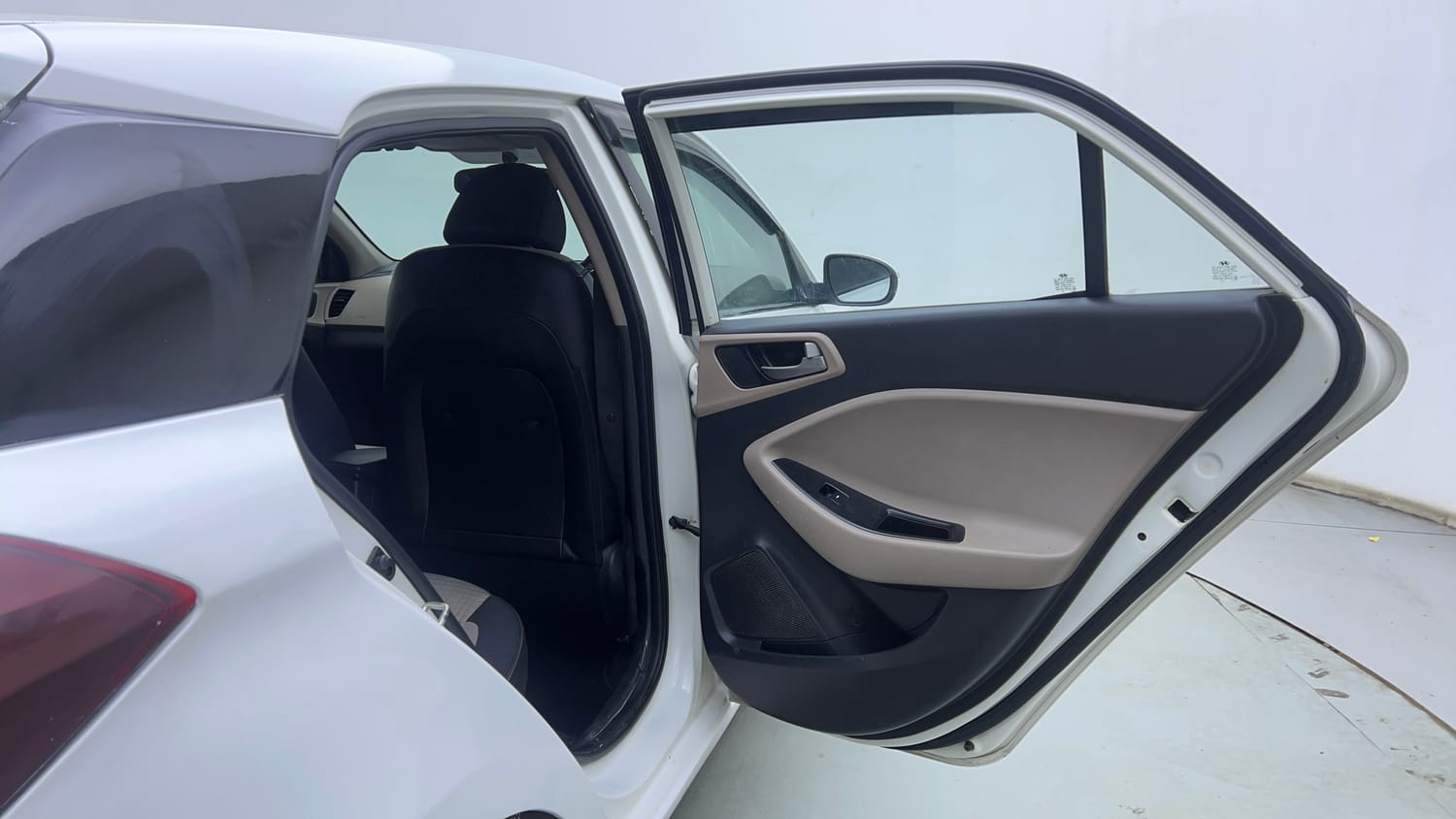 Used 2018 Hyundai Elite i20 Asta 1.2 AT Petrol Automatic interior RIGHT REAR DOOR OPEN VIEW