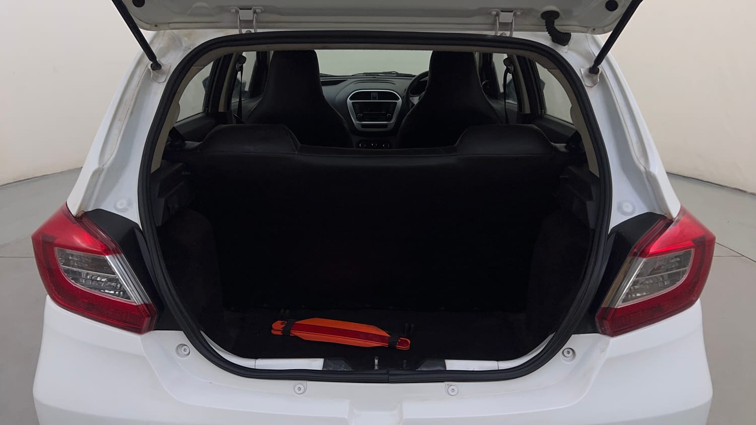 Used 2016 Tata Tiago Revotron XT Petrol Manual interior DICKY INSIDE VIEW