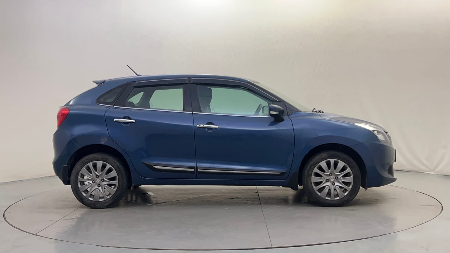 Used 2018 Maruti Suzuki Baleno Alpha 1.2 Petrol Manual exterior RIGHT SIDE VIEW
