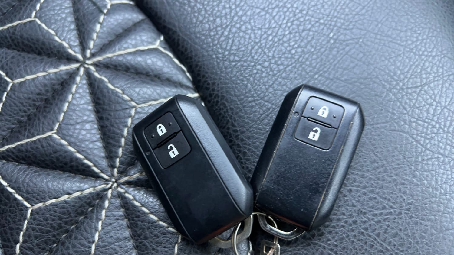 Used 2024 Toyota Glanza G AMT Petrol Automatic extra CAR KEY VIEW