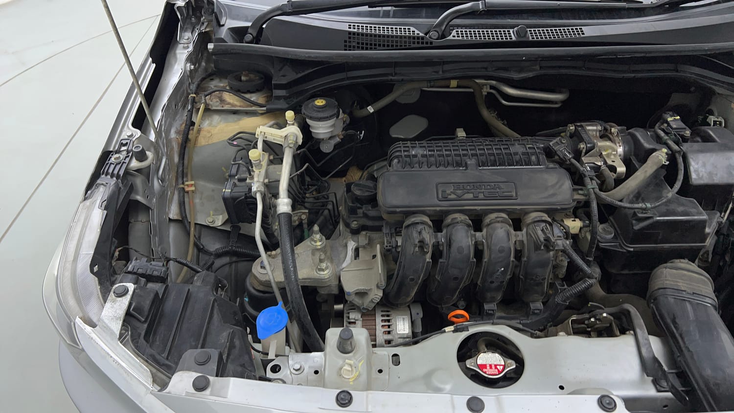 Used 2022 Honda Amaze VX CVT 1.2 Petrol Petrol Automatic engine ENGINE RIGHT SIDE VIEW